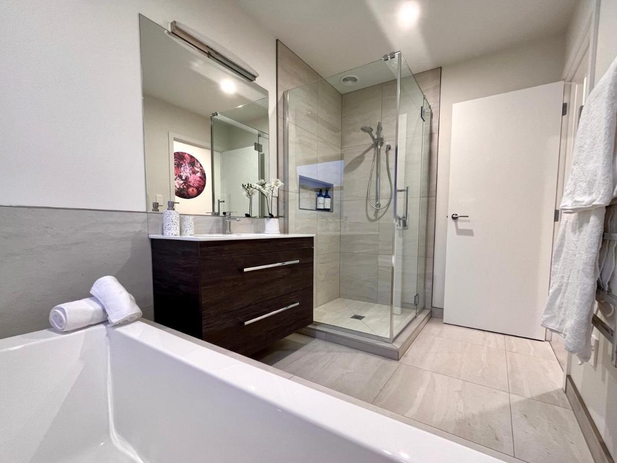 Luxury Villa, Central, Golf And Cafes - By Kosh Bnb Hamilton Exterior foto